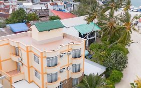 320sqm 11 bedroom, 12 bathroom Casa in Sul do Atol Male